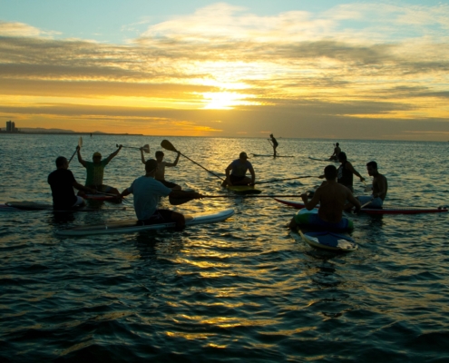 what is stand up paddling